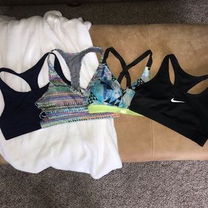Sports bra lot